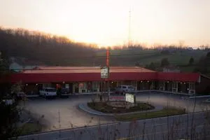 Tazewell Motor Lodge - Middlesboro