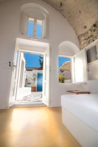 Tritiani Traditional Home