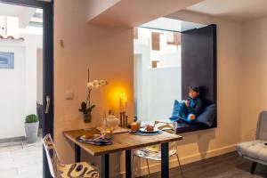 "Scandinavian" apartment in Cascaiss old town