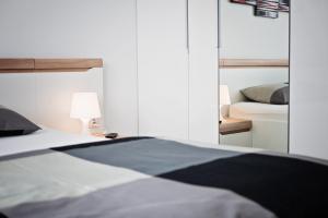 WHITE APARTMENT HAWELAŃSKA