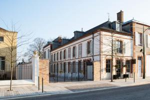 B&B / Chambres d'hotes Le 25bis by Leclerc Briant : photos des chambres