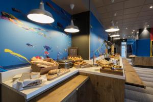 Hotels ibis Boulogne sur Mer Centre les Ports : photos des chambres