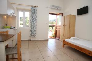 Oasis Rooms & Studios in Galissas Syros Greece