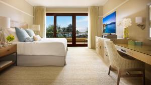 Two-Bedroom Suite with Garden View room in Montage Kapalua Bay