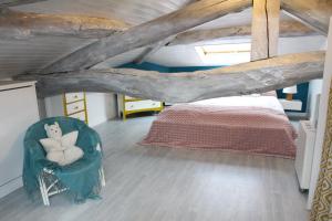 B&B / Chambres d'hotes B&B Insolite entre Lyon et aeroport : photos des chambres