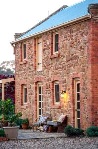 Byronsvale Vineyard and Accommodation