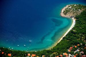 Ivna app - 3hvězdičkové hotely ve městě Jadranovo