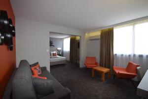 Hotels Kyriad Prestige Bordeaux Aeroport : photos des chambres