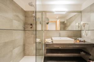 Superior Double Room room in Hotel Dolomitenhof & Chalet Alte Post