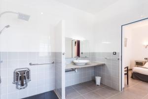 Hotels Logis Hotel Emeraude des Bois : photos des chambres