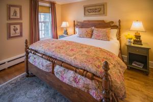 Suite room in The Dorset Inn