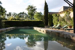 Pension Maison d'Hôtes Mas de Barbut Saint-Laurent-dʼAigouze Frankreich