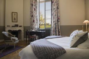 B&B / Chambres d'hotes Chateau Richelieu : photos des chambres