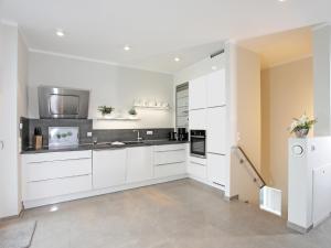 Villa Sonneninsel in Binz - mit Sauna und zwei Terrassen