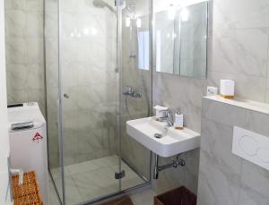 Studio with Lake View