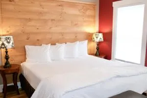 Inn at Kampfires - Newfane