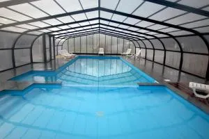 品迪耶营地酒店 - Bouvron