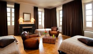 Maisons d'hotes Domaine de Carriere : Grande Chambre Double 