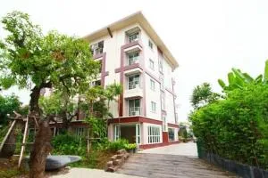 The Loft Resort Bangkok - Ban Bang Khwang