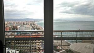 One-Bedroom Apartment with Sea View room in Apartamentos Torre de la Roca