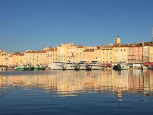 Maisons de vacances Maison Elleysi : photos des chambres