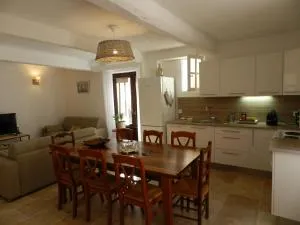 La Maison Péano - 加桑