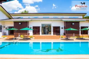 Propicio Hotel and Resort - Ubytování bez kategorie ve městě Tarlac