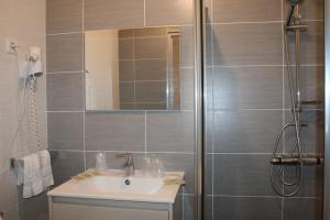 Hotels Hotel Les Italiens : photos des chambres