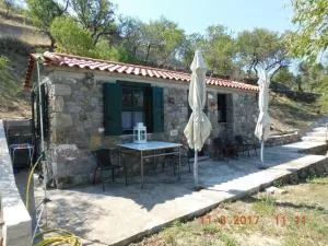 Stone cottage for couple - Agios Ioannis Kaspaka