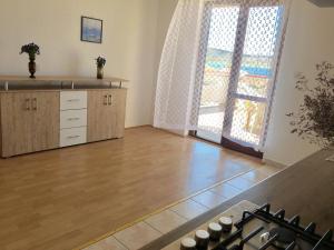 Apartments by the sea Kustici, Pag - 11757