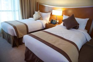 Deluxe Twin Room room in Grand Bellevue Hotel Apartment Dubai