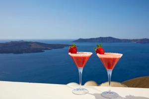 On the Cliff Suites Santorini Greece