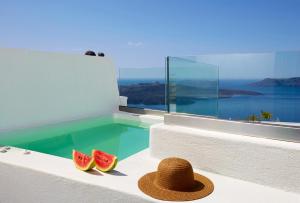 On the Cliff Suites Santorini Greece