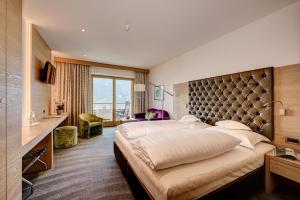 Deluxe Double Room with View room in Marini's giardino Hotel