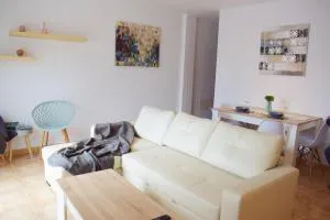 CARABEO (Pza. Clara Campoamor) - Nerja