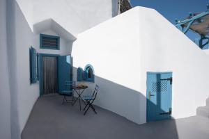 Semeli Cave House Santorini Greece