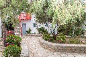 Thalassitra Village Hotel Milos Greece