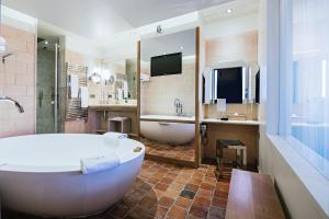 Hotels Relais Bernard Loiseau : photos des chambres