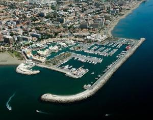 MALAGA BENALMADENA PUERTO MARINA PLAYA VACACIONAL Luxury
