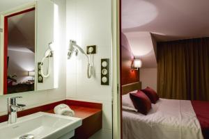 Hotels Hotel Le Chateaubriant : photos des chambres