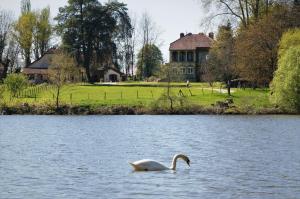 Sejours a la campagne Chateau de Villeron : photos des chambres