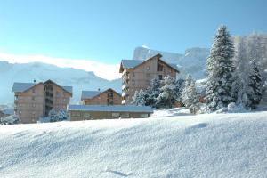 Appartements ANCOLIE 23 Les Chalets de Super D : Appartement avec Balcon