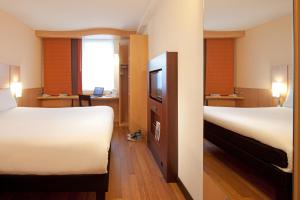 Standard Double Room room in ibis London Blackfriars