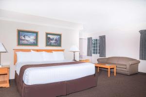 Baymont by Wyndham BaxterBrainerd Area