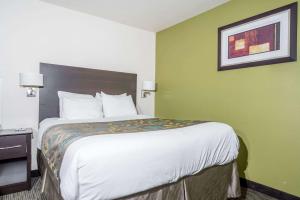 Baymont by Wyndham Eau Claire WI