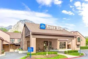 普若佛河贝蒙特套房酒店 - 普罗沃