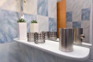 Gold Apartment On The Beach