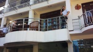 Vino Villa Tourists & Local Accommodations - 24 Hrs