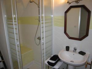 B&B / Chambres d'hotes La Ferme du Pech : photos des chambres