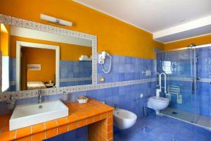 Superior Triple Room with Garden